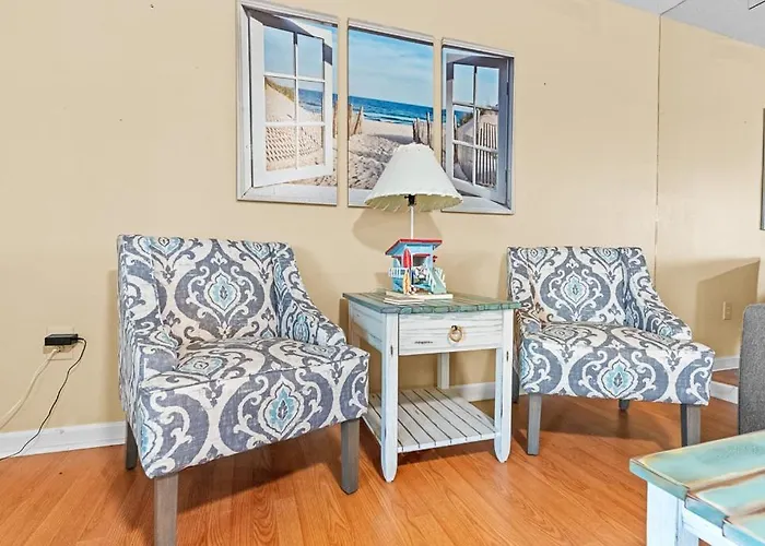 Classic Bayside Near Harpoon Hannas Close To & Dining Holiday home *