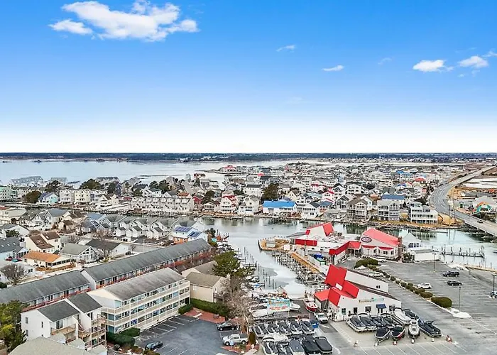 Classic Bayside Near Harpoon Hannas Close To & Dining Ocean City